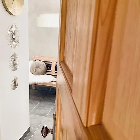 Boutique Apartment *